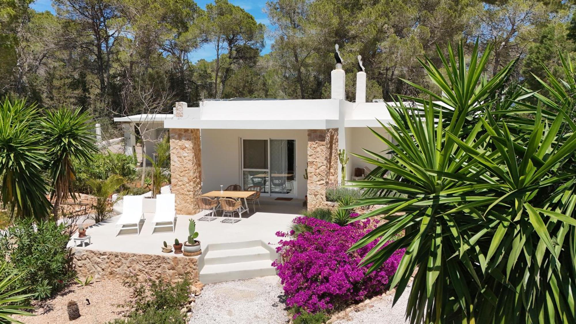 Boutique Hotel Casa Caracol - Apartments In Strandnaehe, Salzwasserpool, Fotovoltaik, Adults Only Sant Josep de sa Talaia Exterior foto